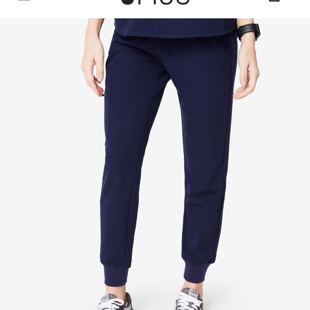 Zamora figs joggers in Navy